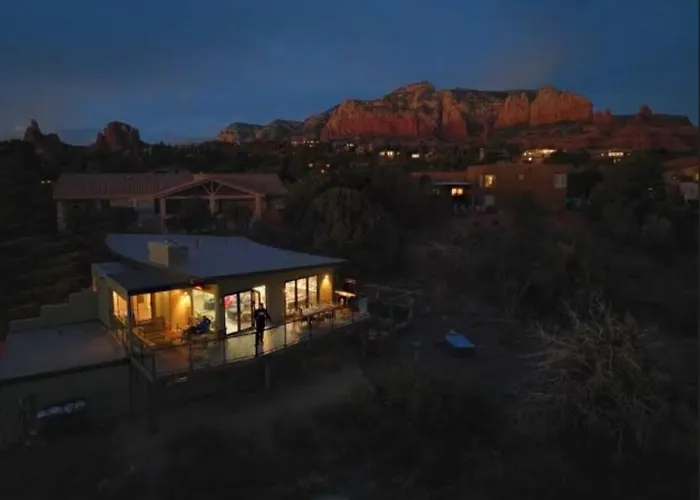 Stargazer 5br Luxury Retreat Epic Red Rock Views Hot Tub