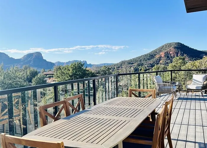 Holiday home Stargazer 5br Luxury Retreat Epic Red Rock Views Hot Tub