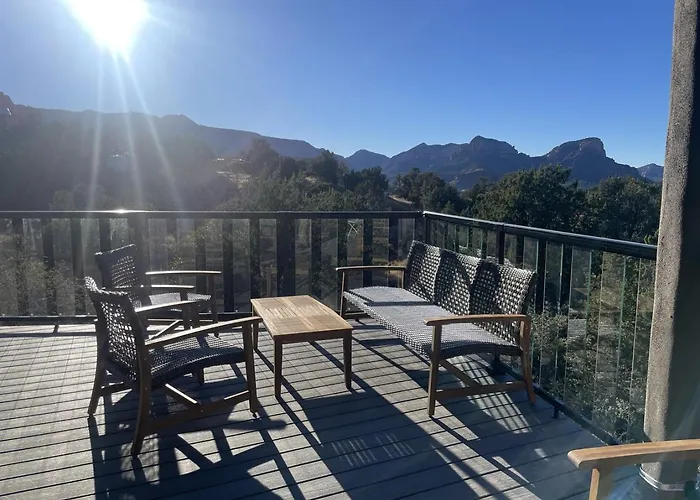 Holiday home Stargazer 5br Luxury Retreat Epic Red Rock Views Hot Tub