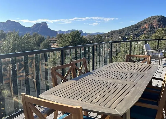 Holiday home Stargazer 5br Luxury Retreat Epic Red Rock Views Hot Tub